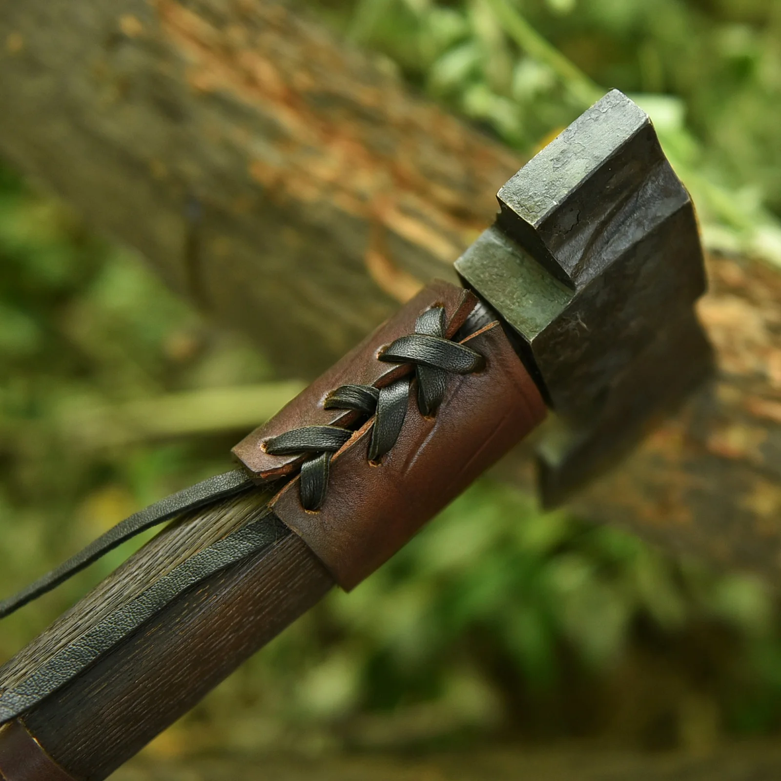 Compact Bushcraft Axe, Survival Hatchet, 5160 Steel High Carbon Steel, Ash Wood Handle with Leather Sheath - Image 4