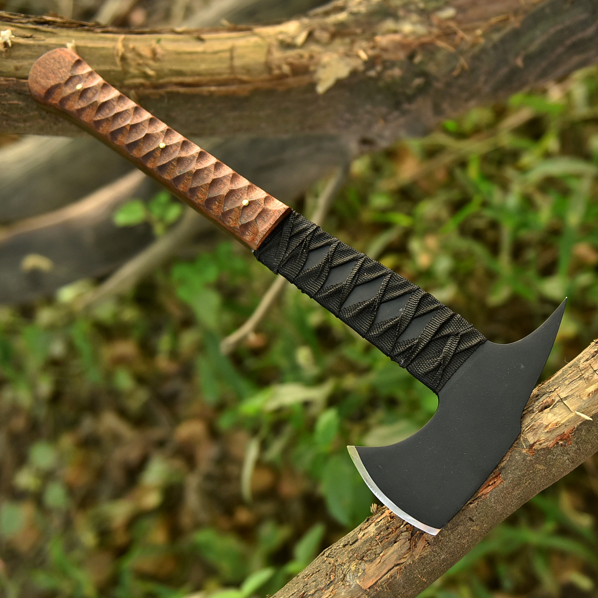 Compact-Tomahawk-JS-128-2