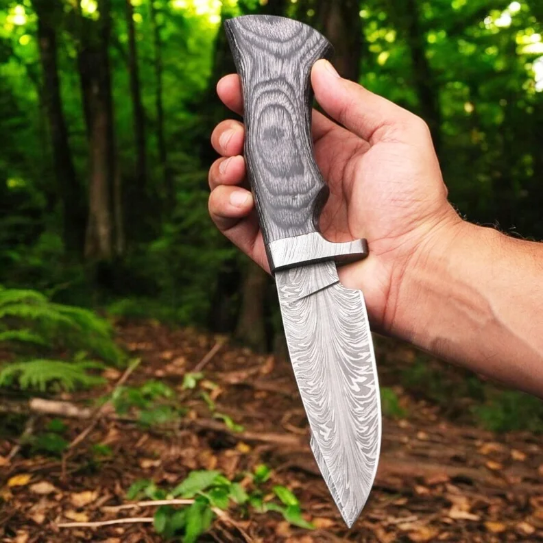 Damascus Hunting Knife, Bushcraft Knife, Handmade Survival Gear with Leather Sheath