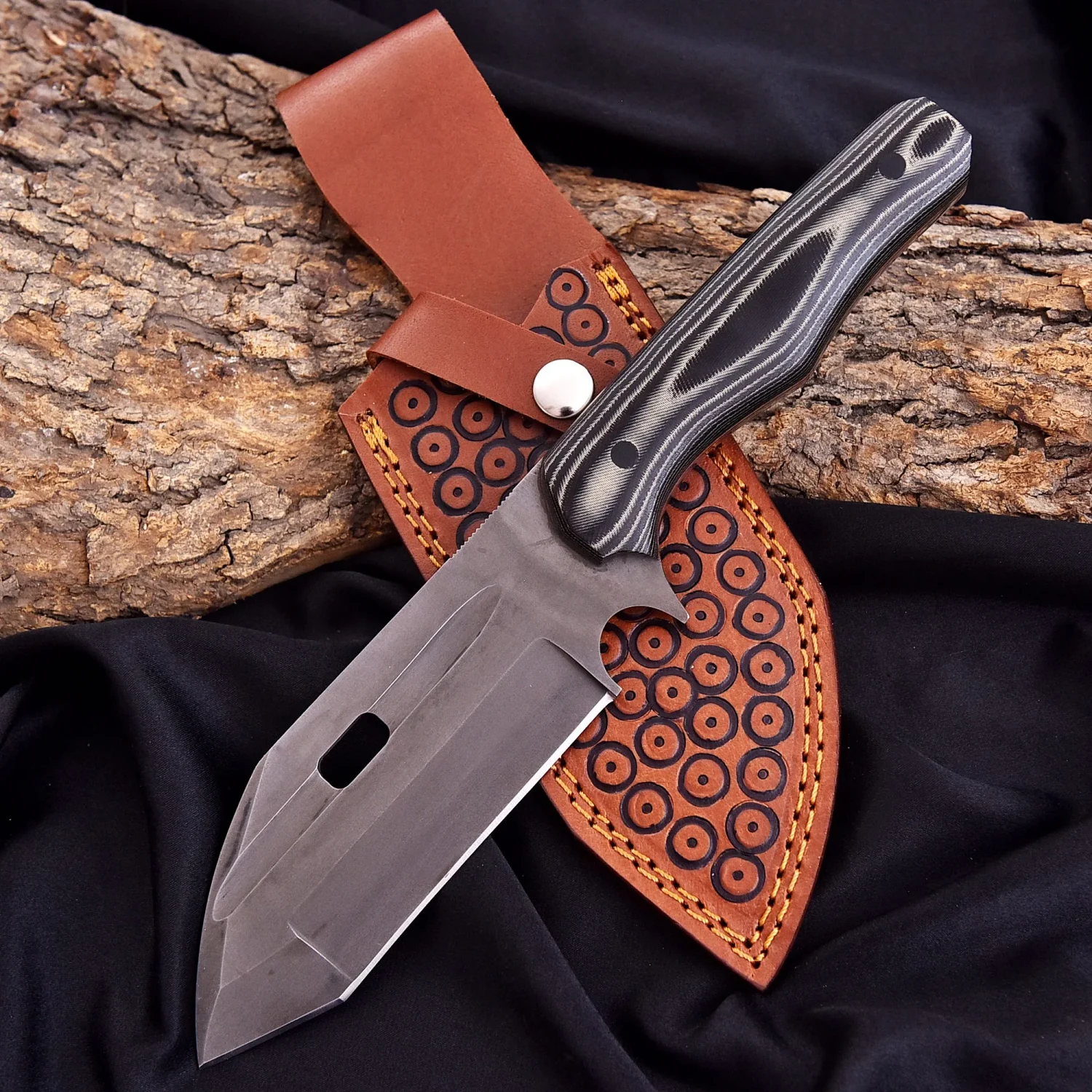 Survival & hunting knife