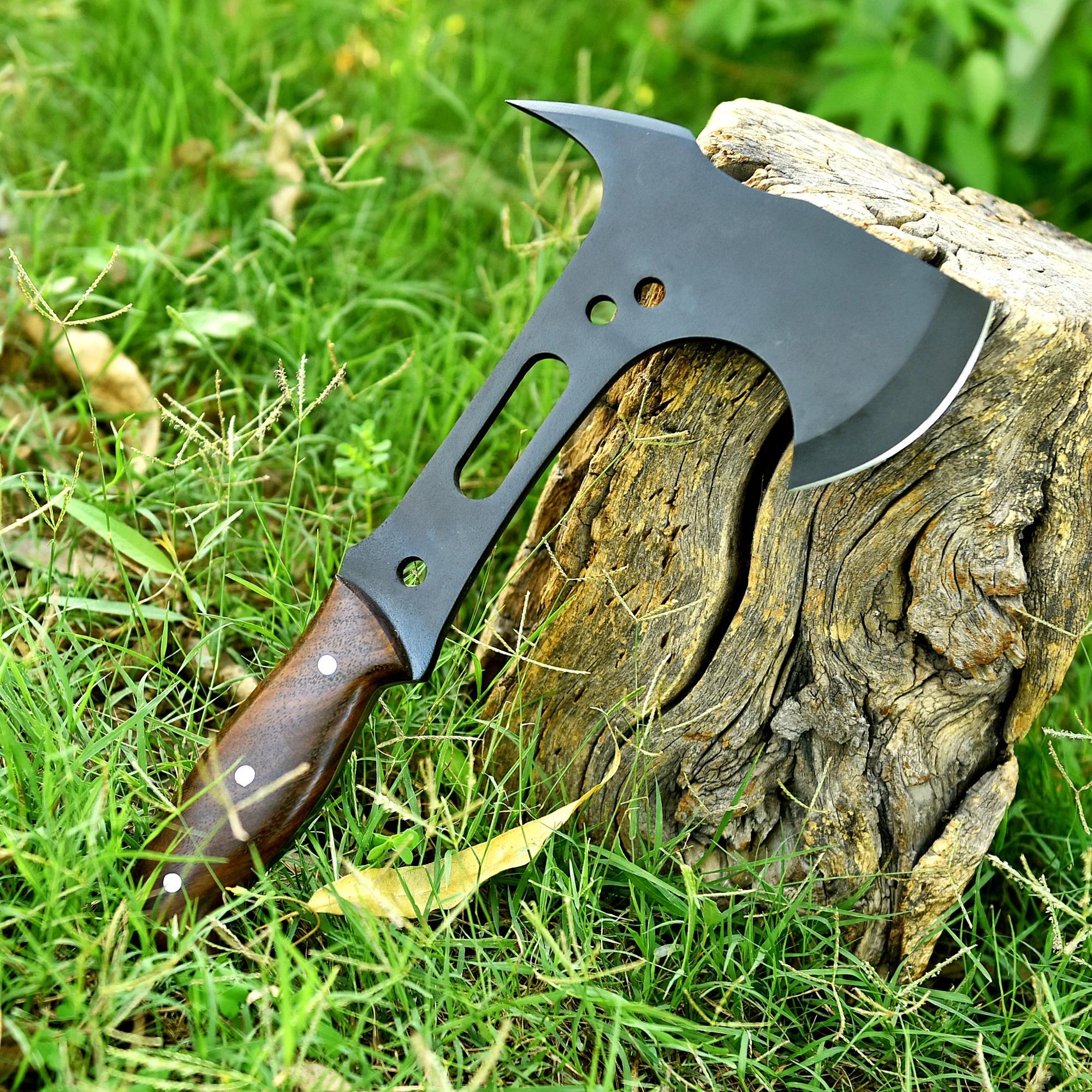 Compact-Tomahawk-Axe-2-JS-133