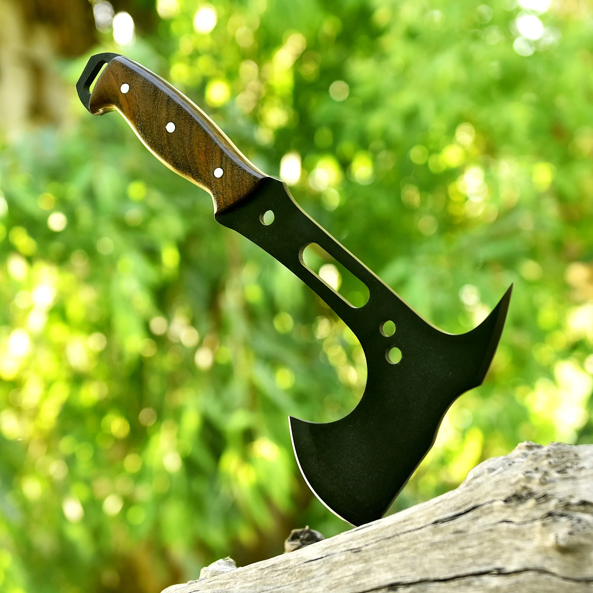 Compact Tomahawk Axe- JS-133