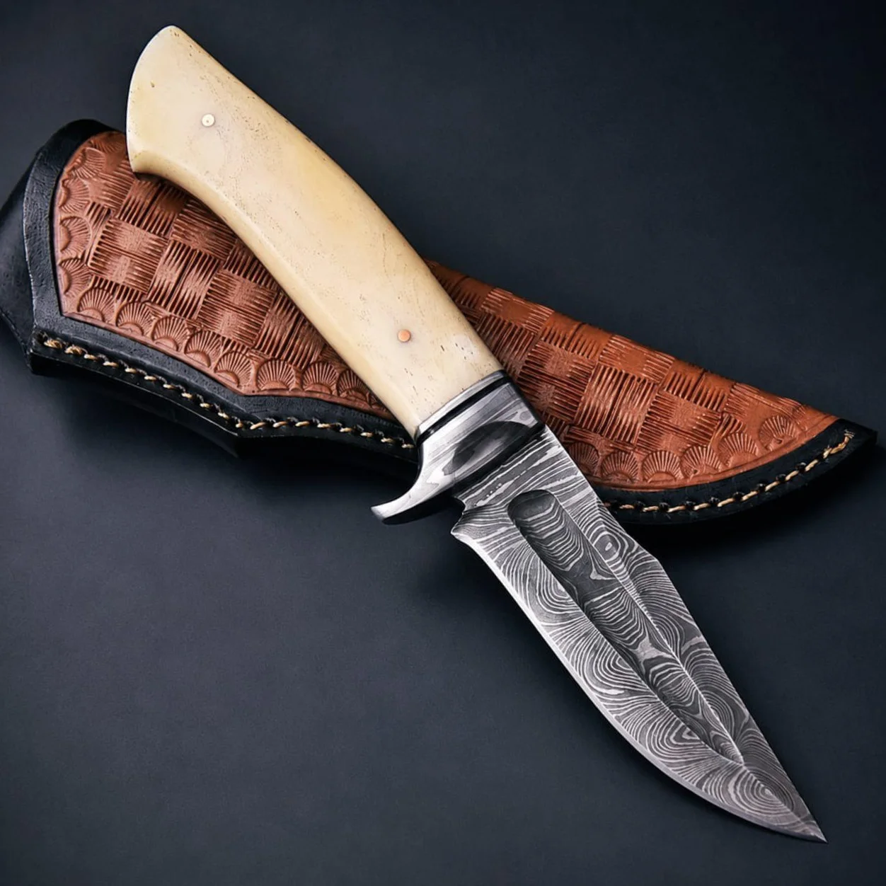 Handmade Damascus Hunting Knife, Camel Bone Handle, Full Tang Outdoor Knife with Leather Sheath